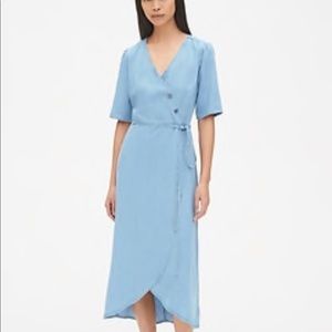 Brand new Gap Chambray Wrap Dress